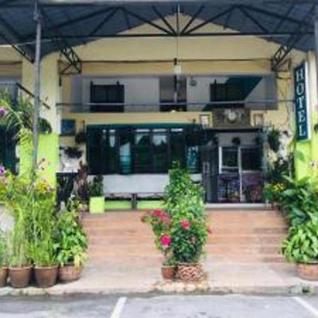 Oyo 90760 Lily Haven Hotel Tanah Rata Exteriér fotografie